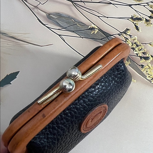 🦆 DOONEY & BOURKE ELEGANT BLACK TAN LEATHER COIN POUCH KISSLOCK PURSE VINTAGE